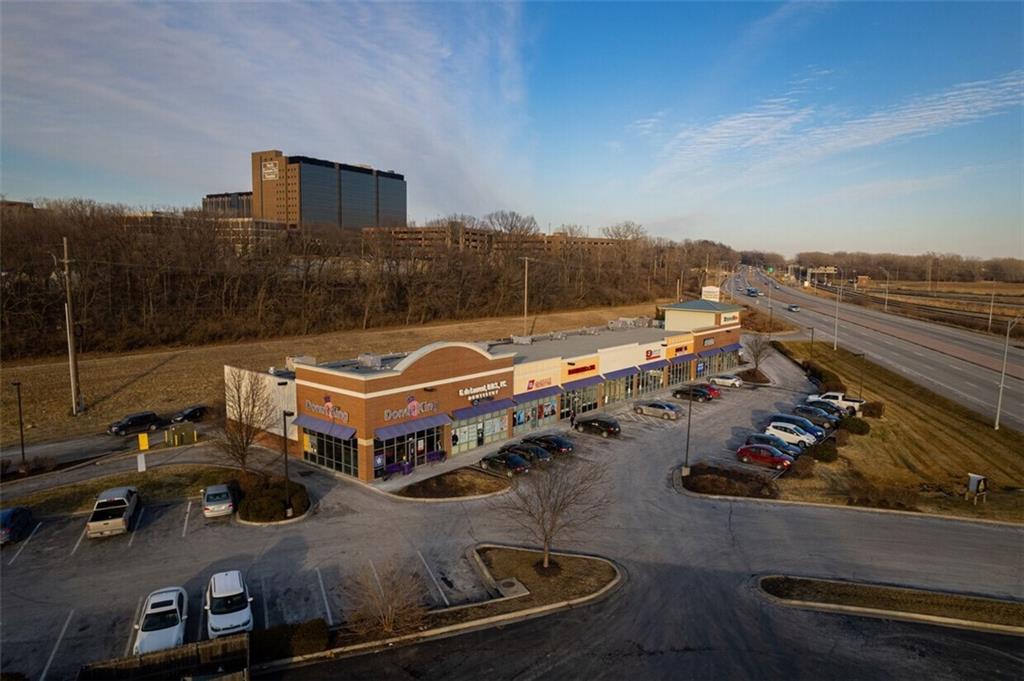 Amour Road Property Photo 17