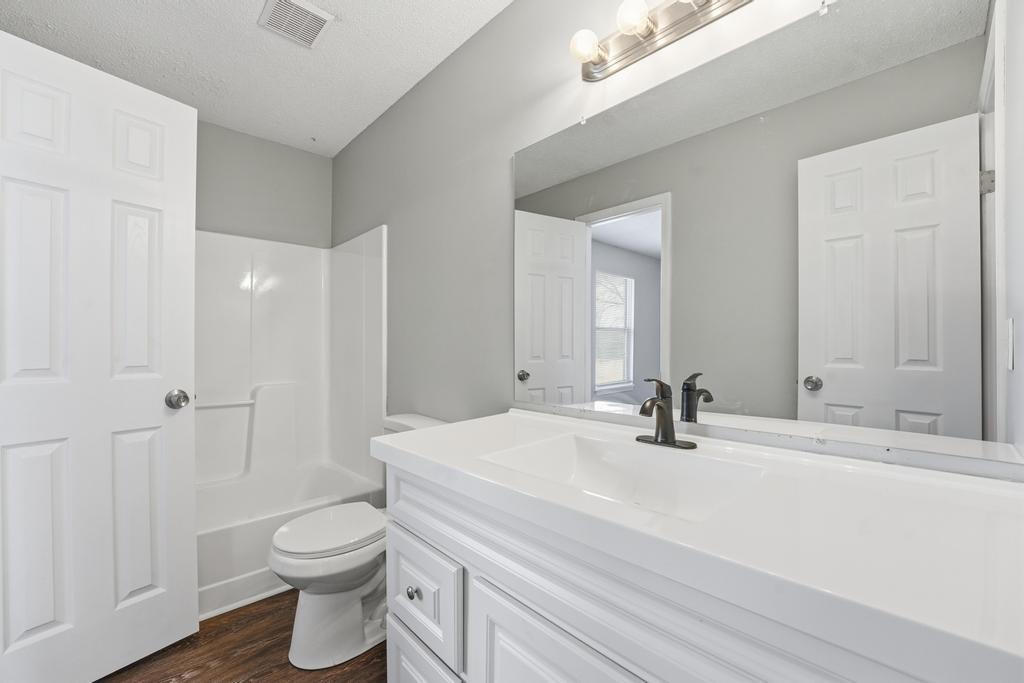 17403 Monte Verde Drive Property Photo 7
