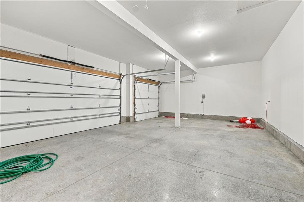 2368 Ne Colonnade Avenue Property Photo 18