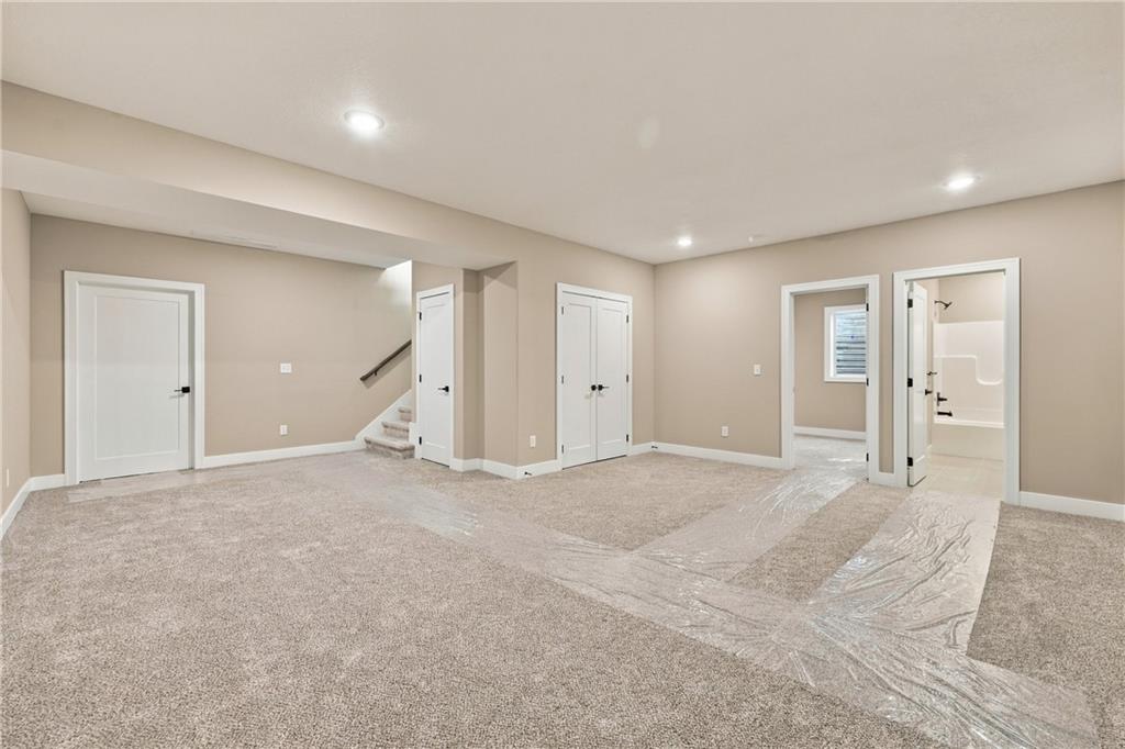 2368 Ne Colonnade Avenue Property Photo 20