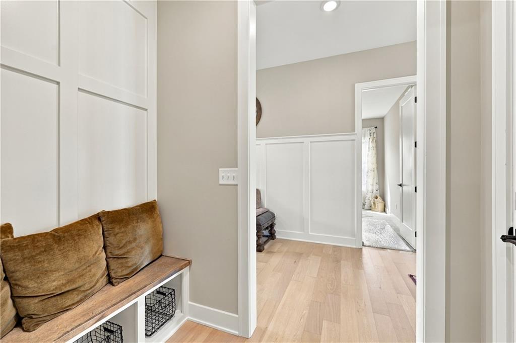 2368 Ne Colonnade Avenue Property Photo 33