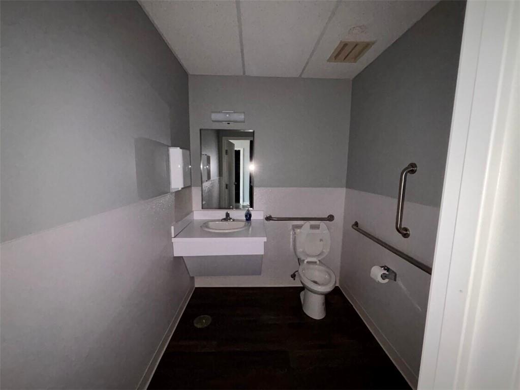 18675 E 39th Street Property Photo 27