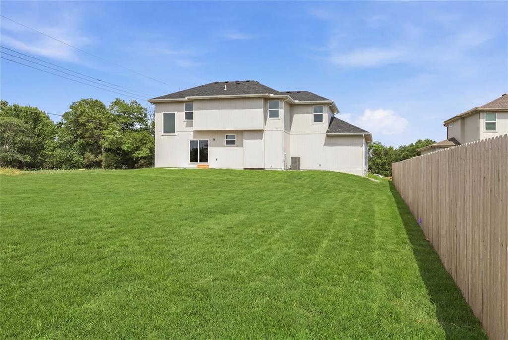 20702 Emerald Street Property Photo 2