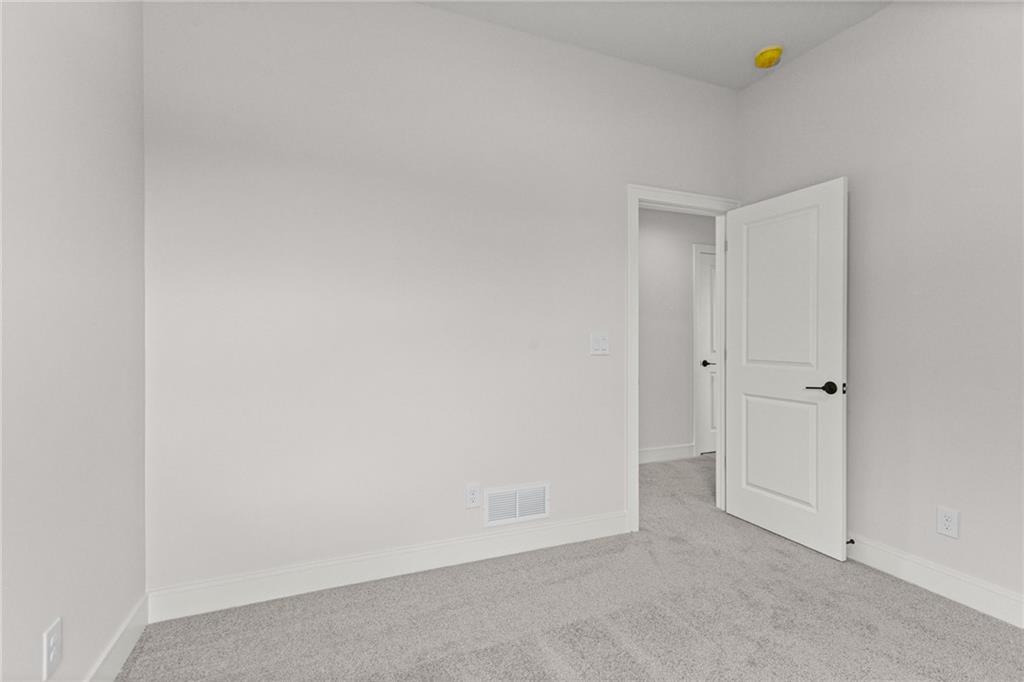 20702 Emerald Street Property Photo 20