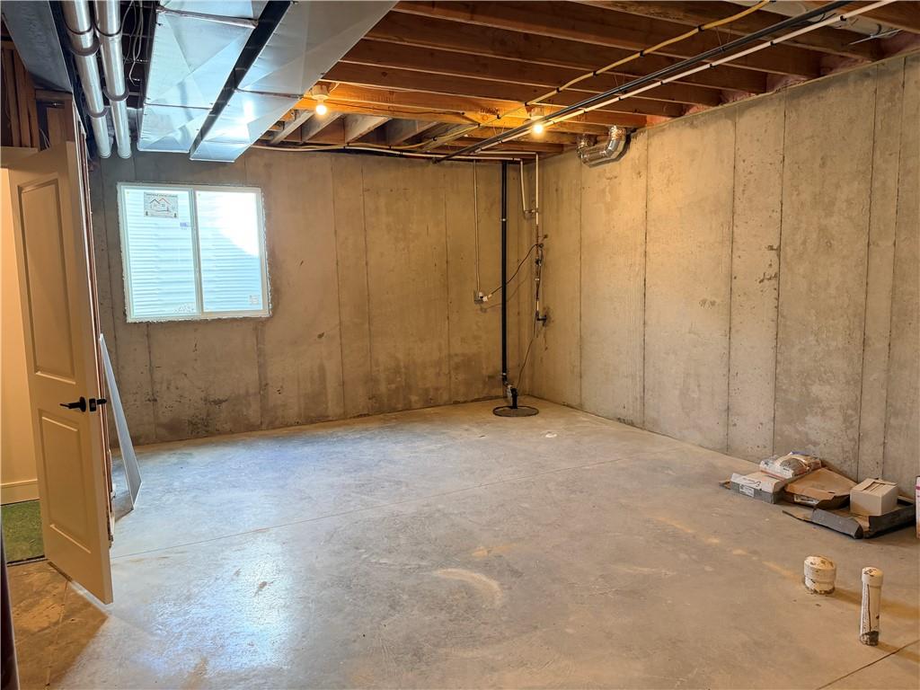 20702 Emerald Street Property Photo 29