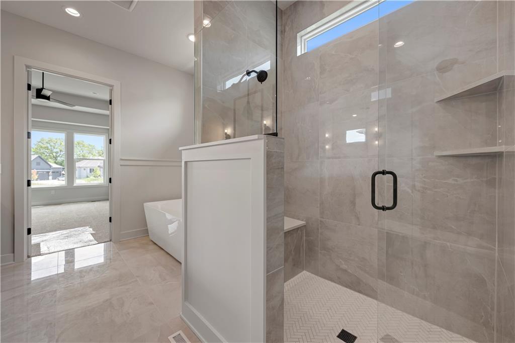 17401 Parkhill Street Property Photo 20