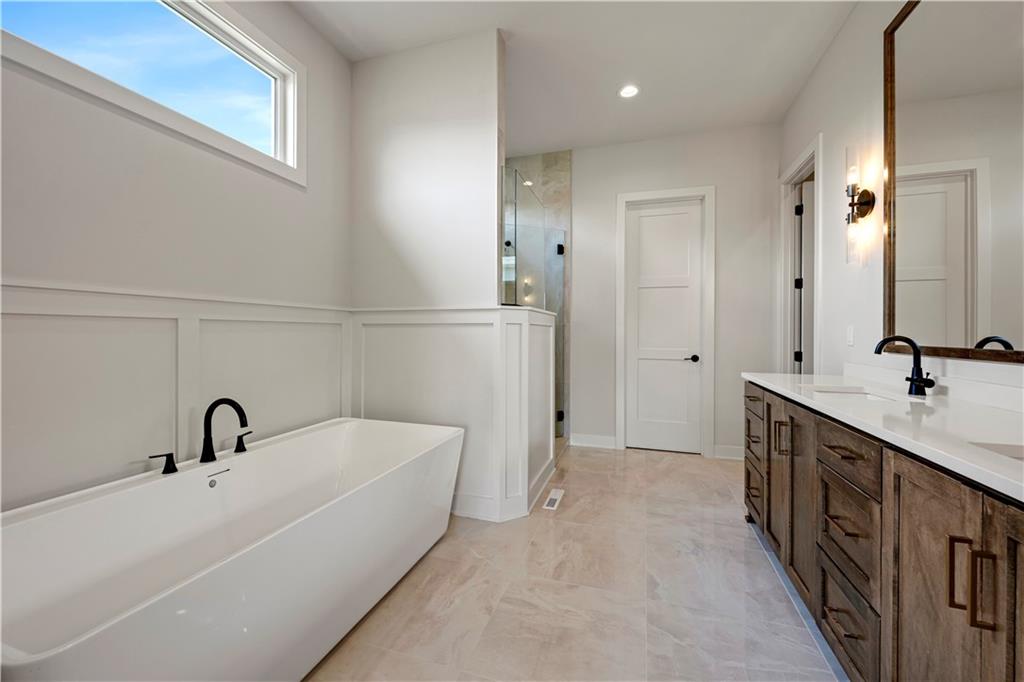 17401 Parkhill Street Property Photo 22