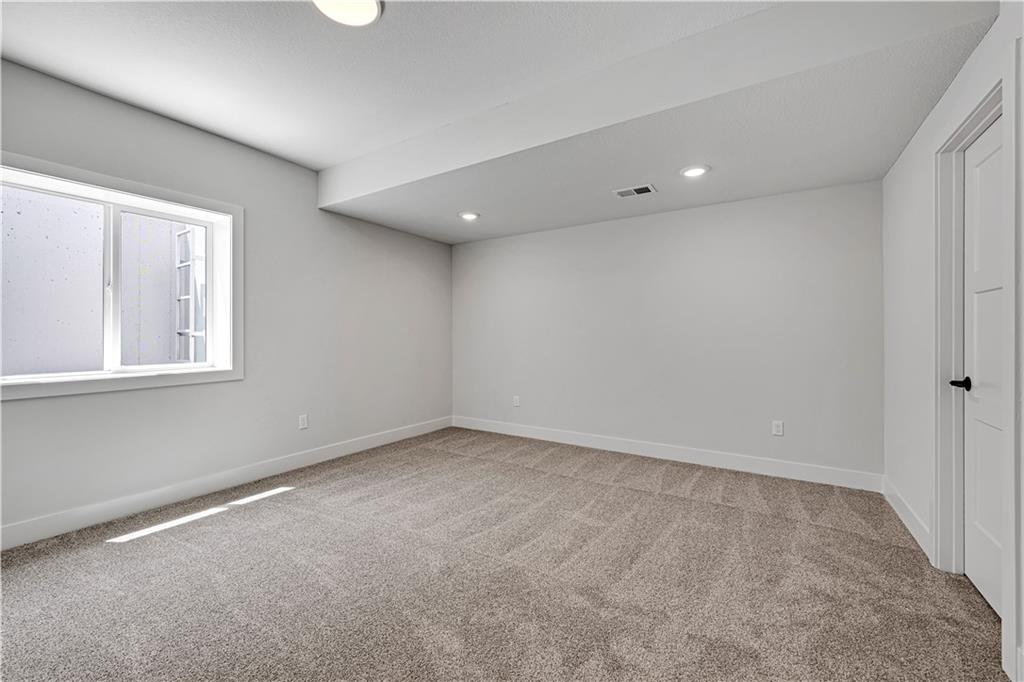 17401 Parkhill Street Property Photo 36