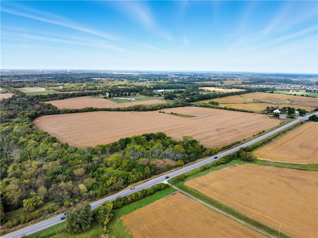 13104 S 7 Highway Property Photo 4