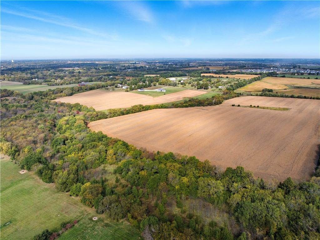 13104 S 7 Highway Property Photo 6