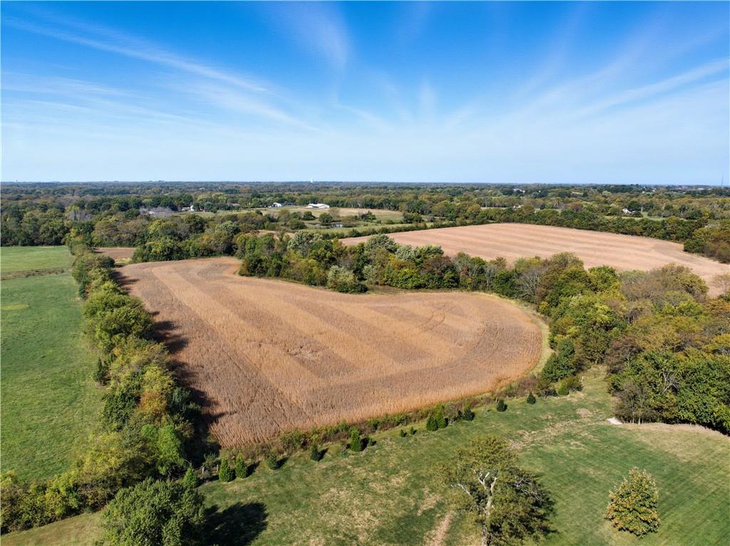 13104 S 7 Highway Property Photo 10