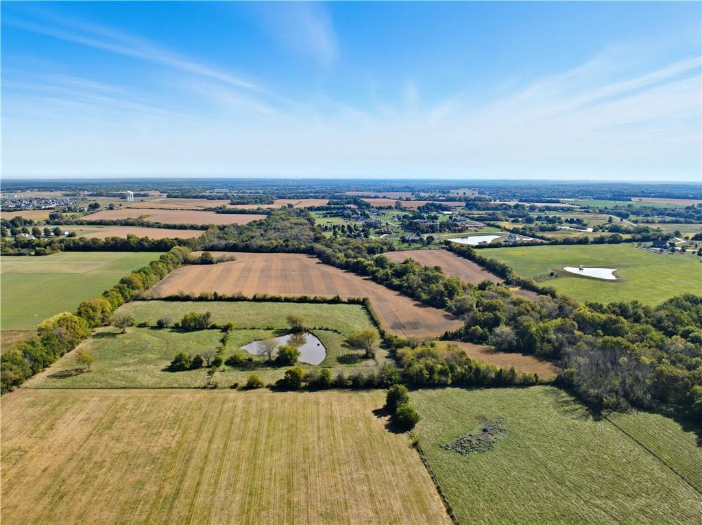 13104 S 7 Highway Property Photo 14