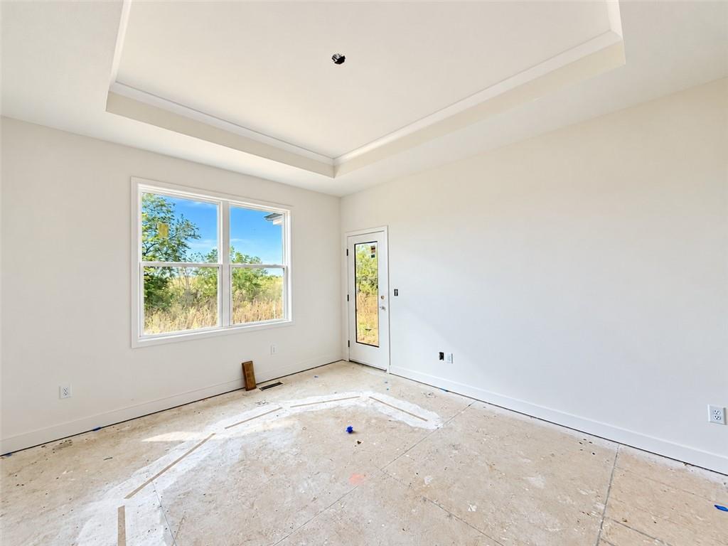 19326 Skyview Lane Property Photo 10