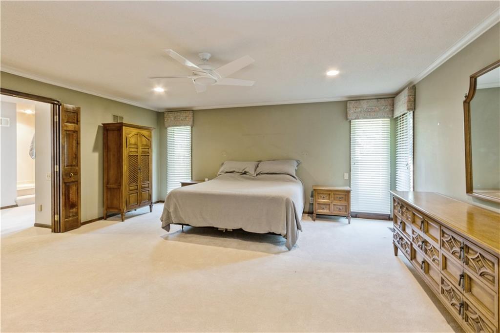 10052 Hemlock Drive Property Photo 26