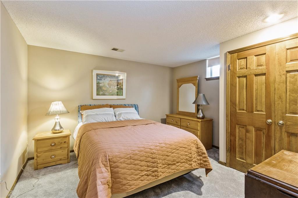 10052 Hemlock Drive Property Photo 31