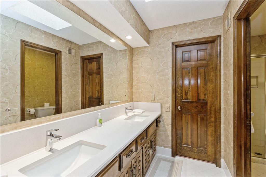 10052 Hemlock Drive Property Photo 33