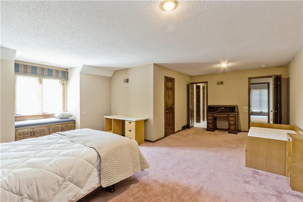 10052 Hemlock Drive Property Photo 57