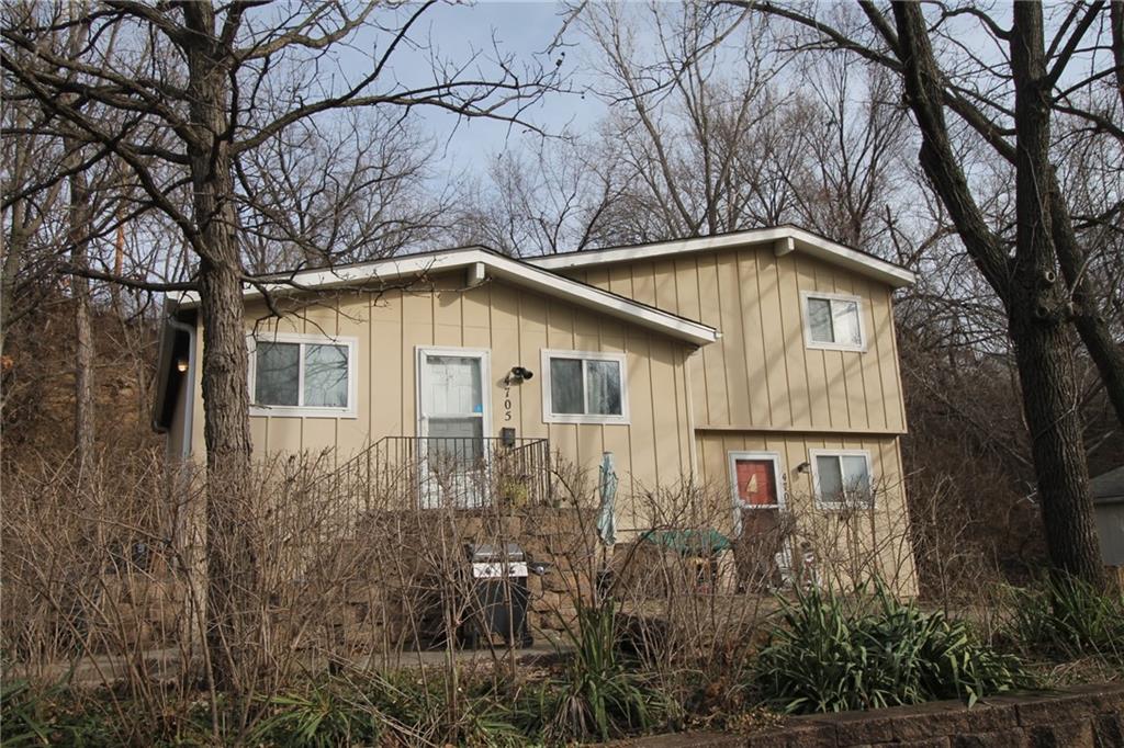 4701 Roe Lane Property Photo 2