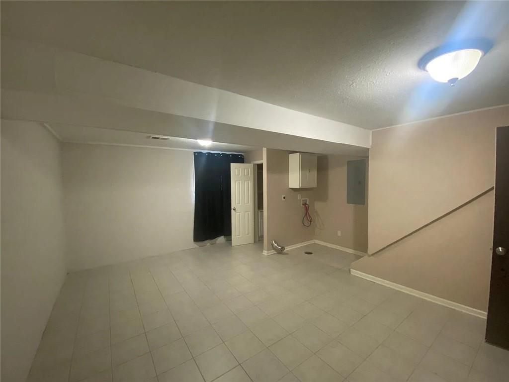 4701 Roe Lane Property Photo 7