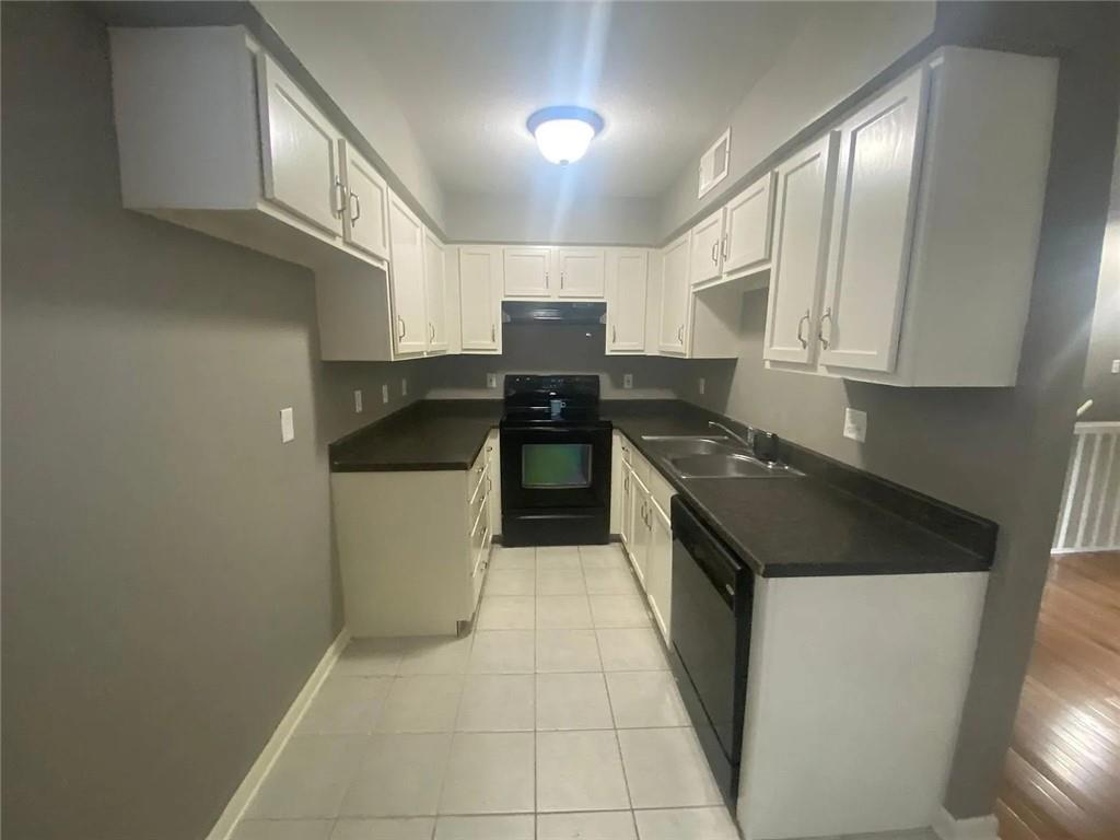 4701 Roe Lane Property Photo 12