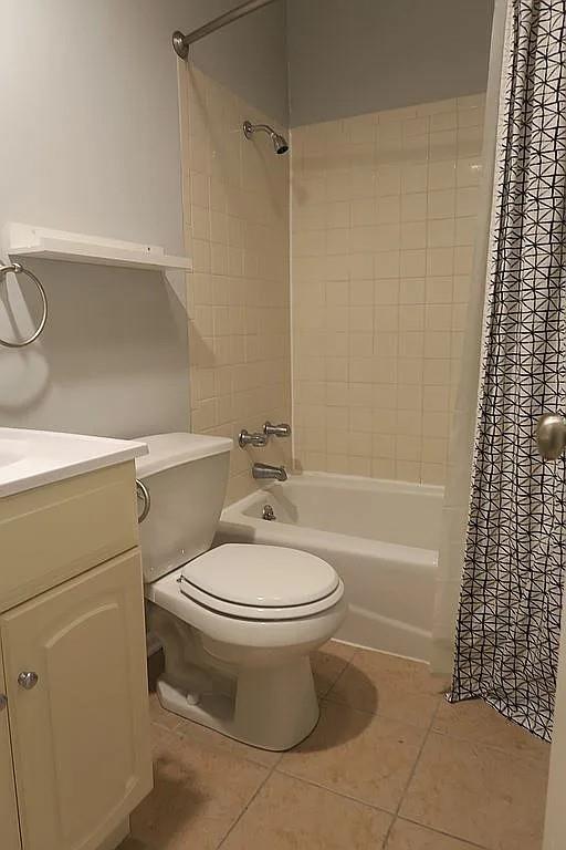 4701 Roe Lane Property Photo 15