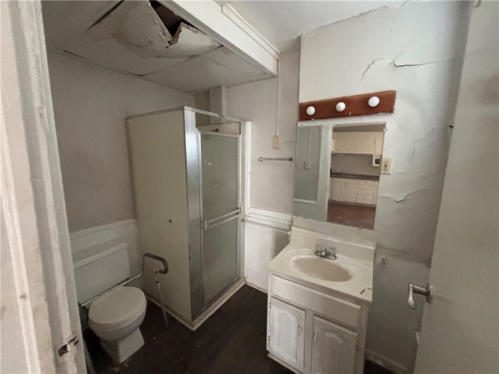 1420 W 37th Avenue Property Photo 8
