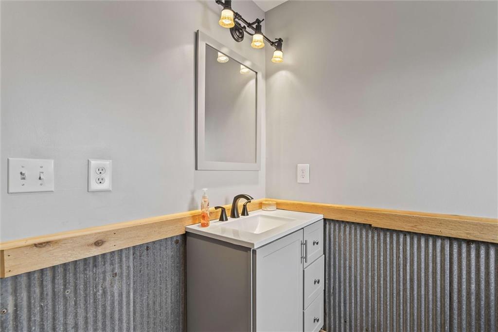 11302 E 343rd Street Property Photo 19