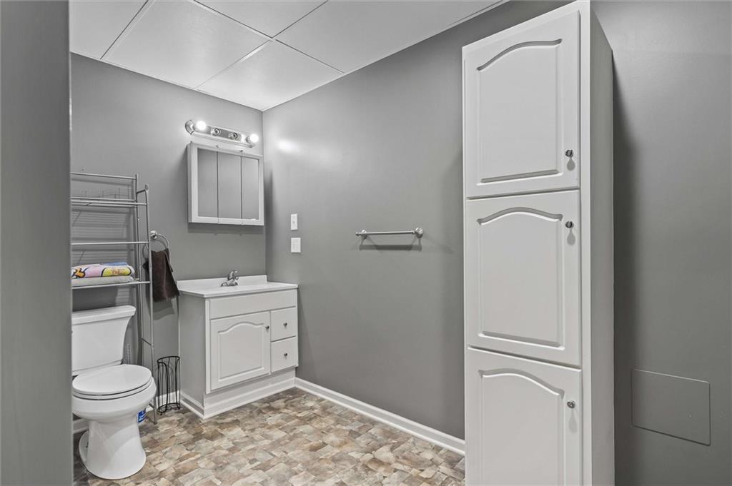 11302 E 343rd Street Property Photo 32