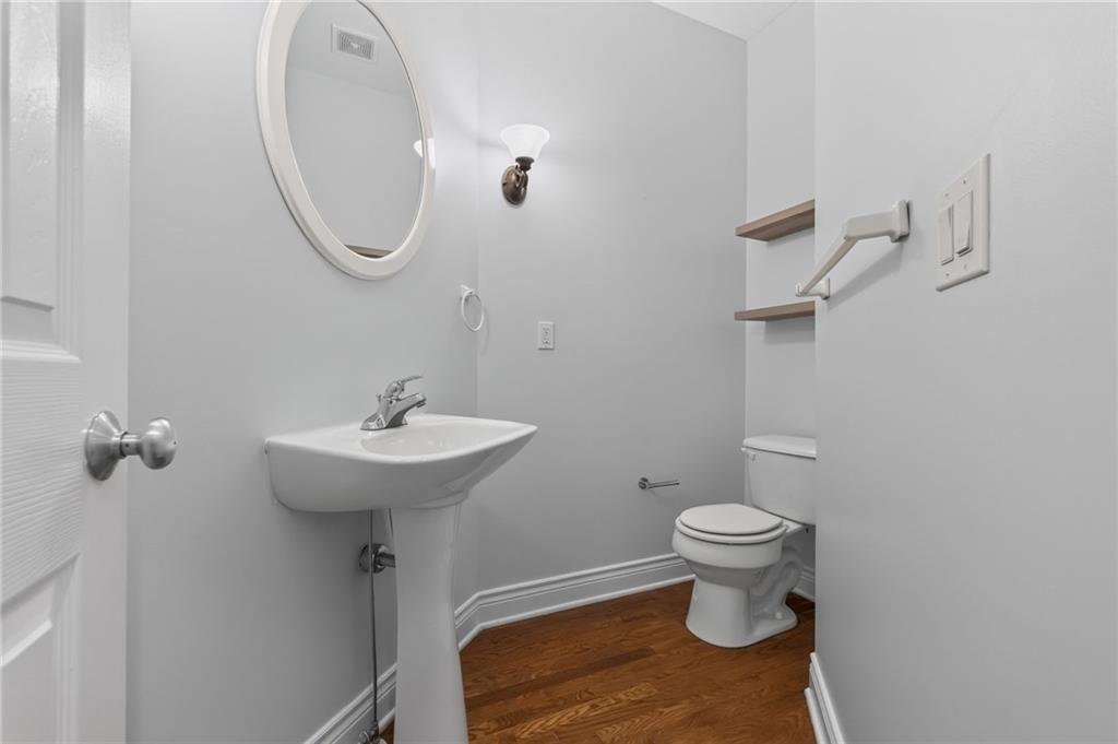2413 Sw Kenwill Drive Property Photo 13