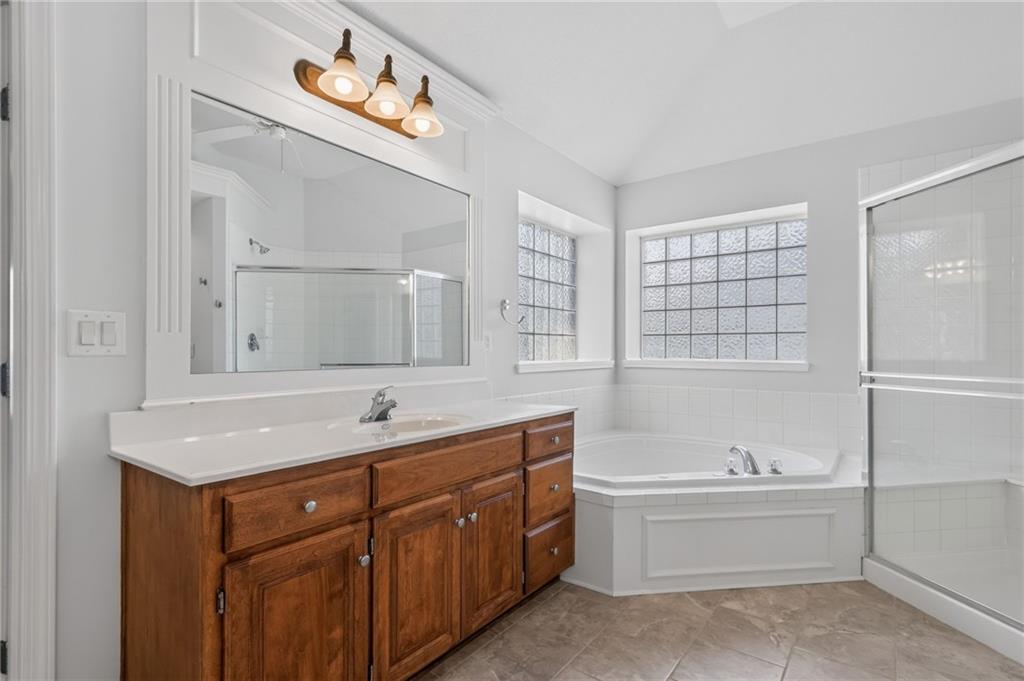 2413 Sw Kenwill Drive Property Photo 33
