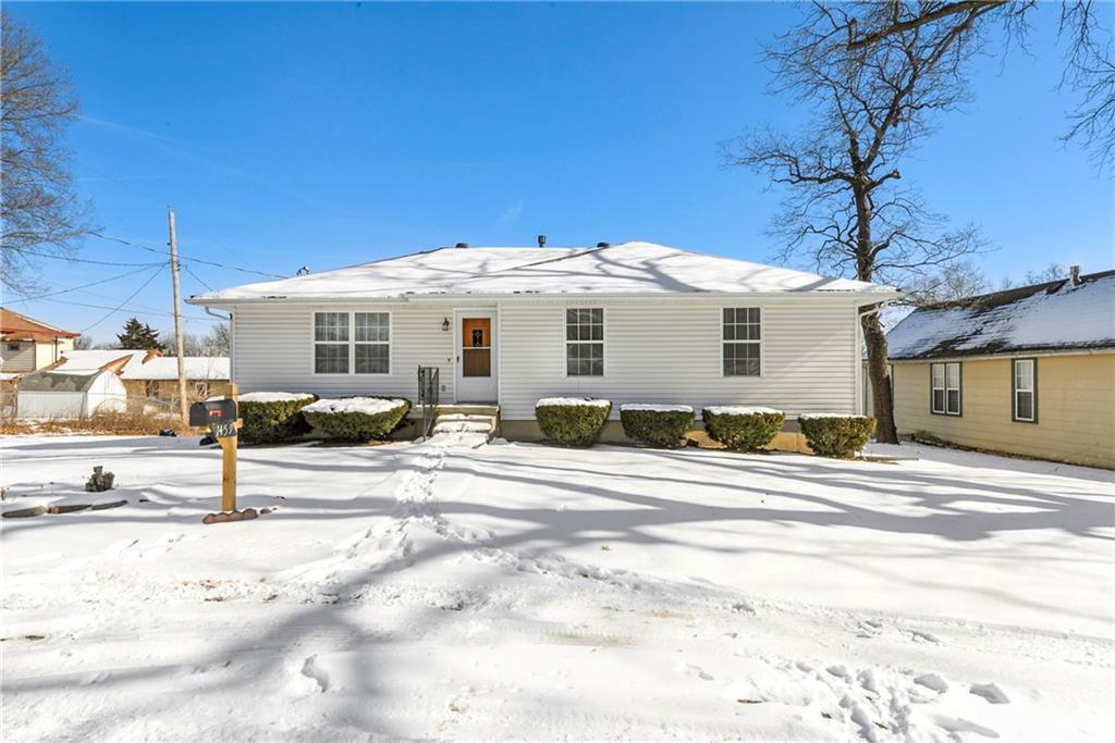 1459 3rd Avenue Property Photo 1