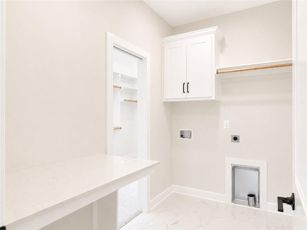 8004 Round Prairie Street Property Photo 25
