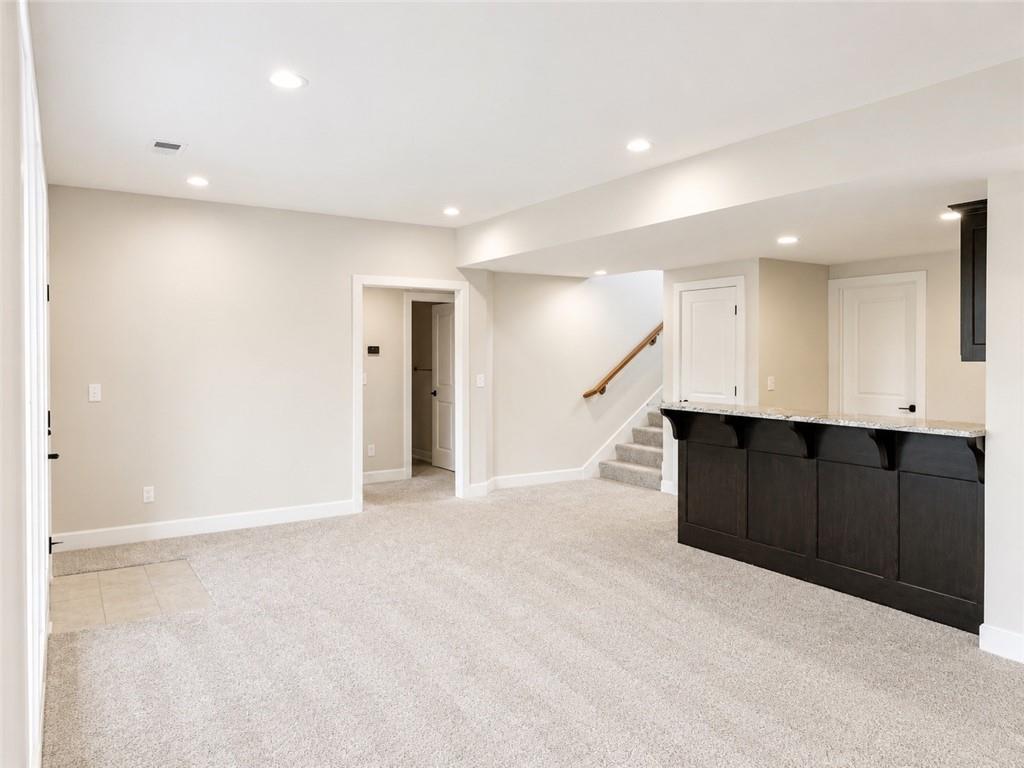 8004 Round Prairie Street Property Photo 32