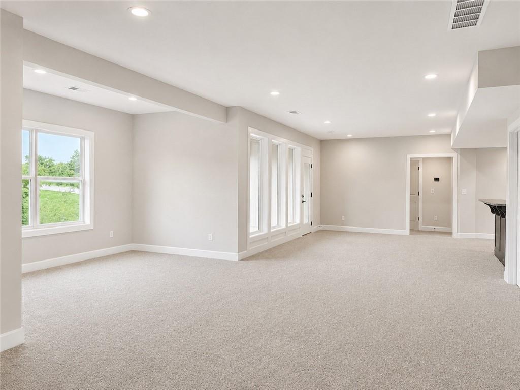 8004 Round Prairie Street Property Photo 36