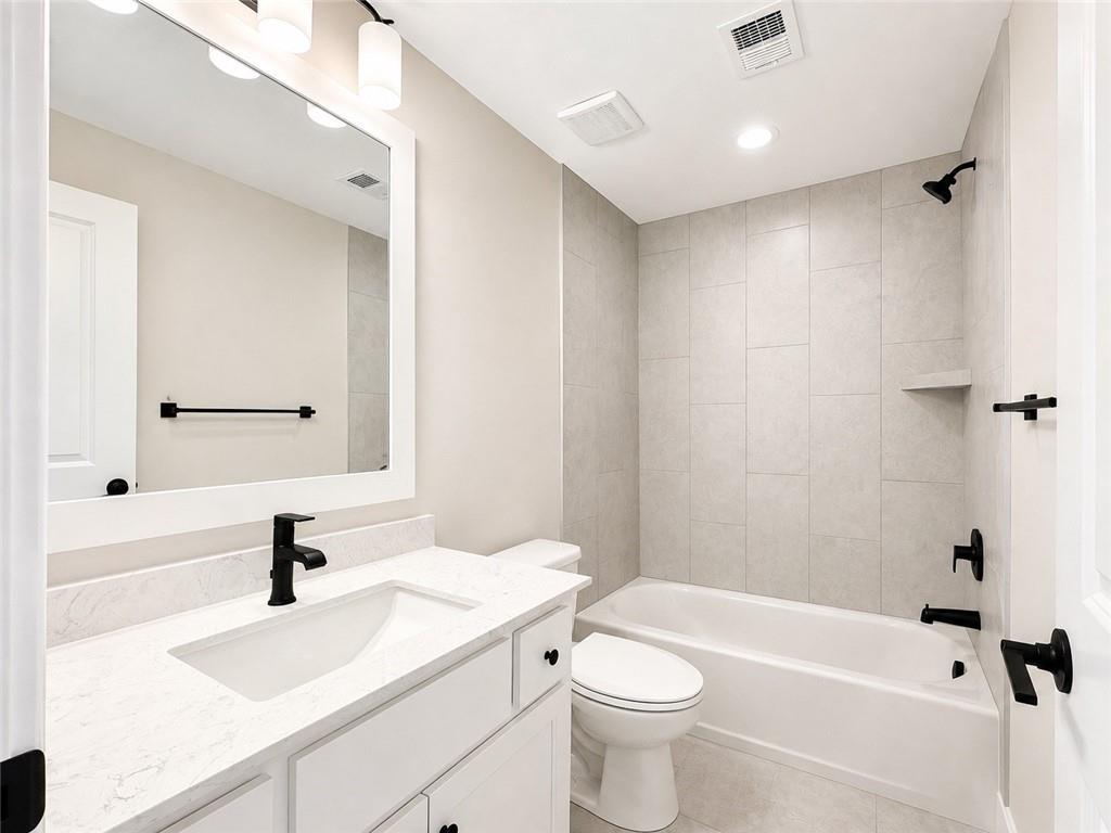 8004 Round Prairie Street Property Photo 39