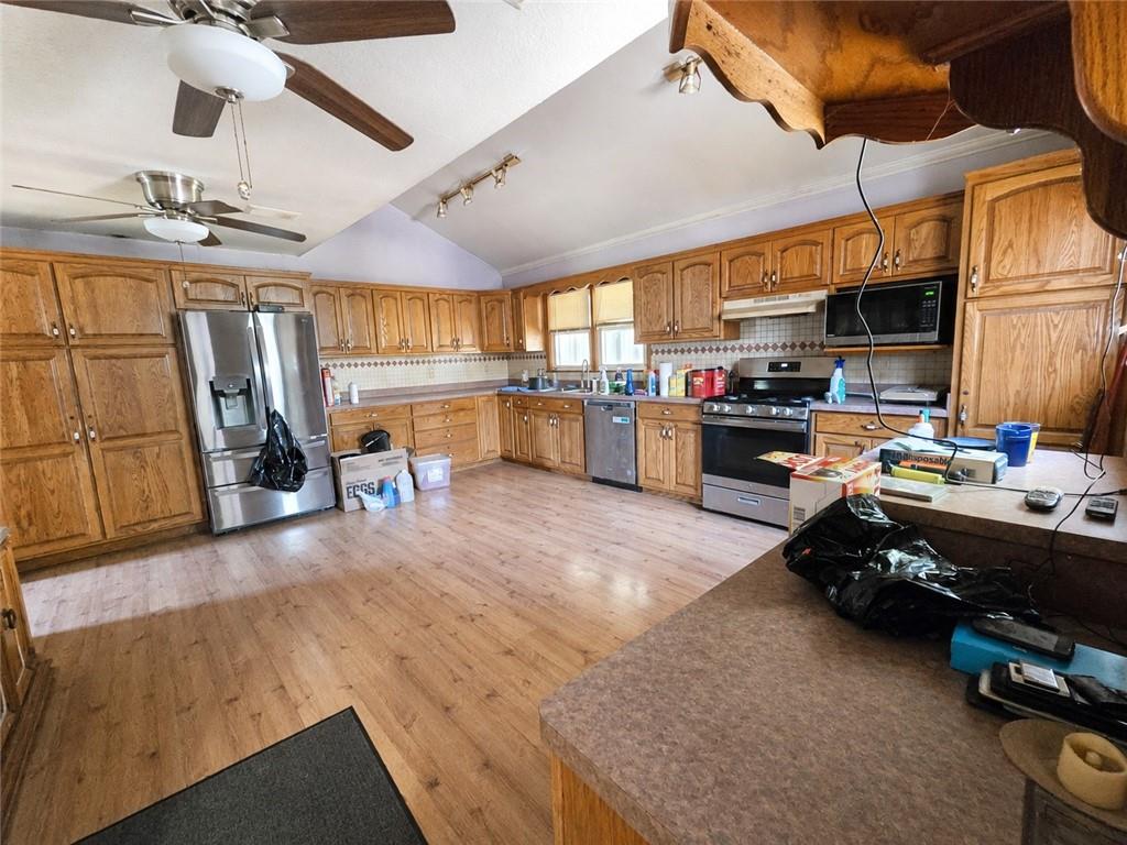 38708 E Hudson Road Property Photo 7