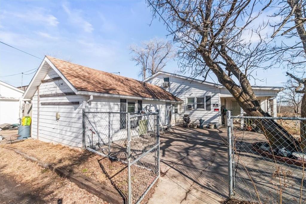 38708 E Hudson Road Property Photo 19
