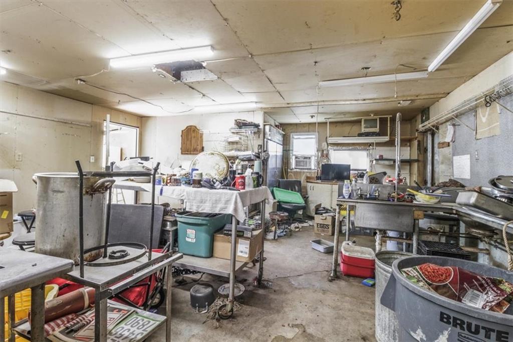 38708 E Hudson Road Property Photo 23