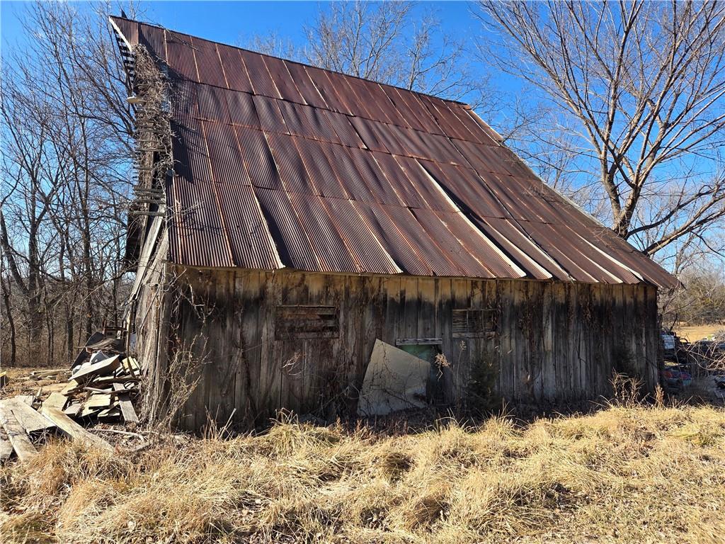 38708 E Hudson Road Property Photo 30
