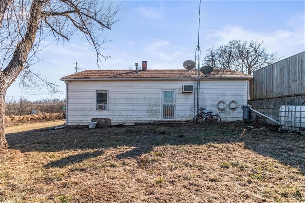 38708 E Hudson Road Property Photo 33