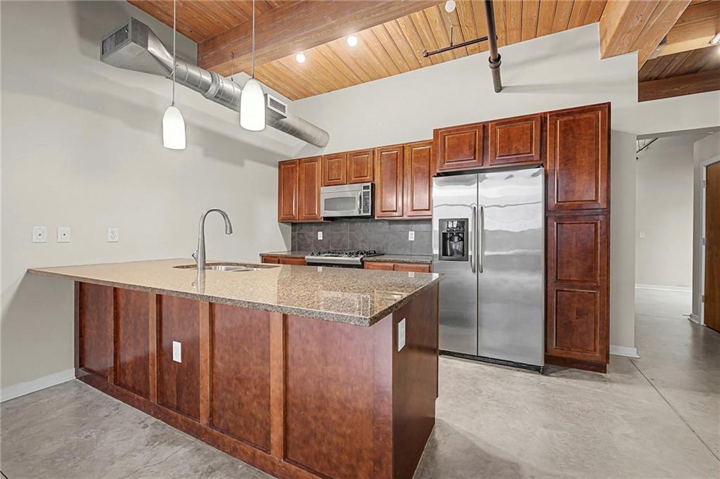 712 Broadway Boulevard Property Photo 4