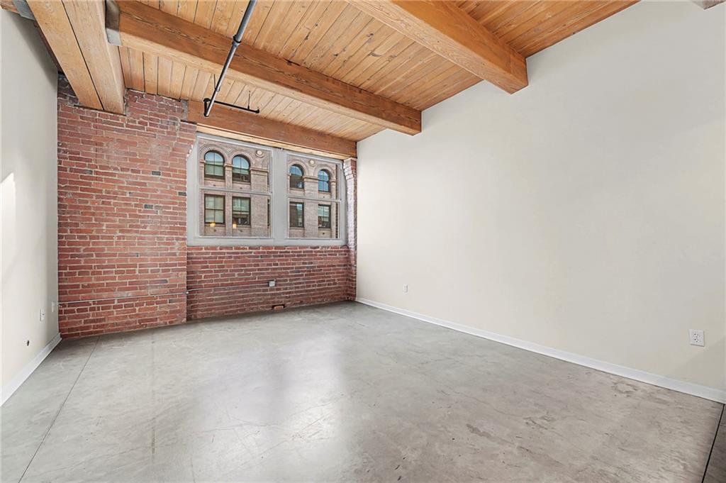 712 Broadway Boulevard Property Photo 8