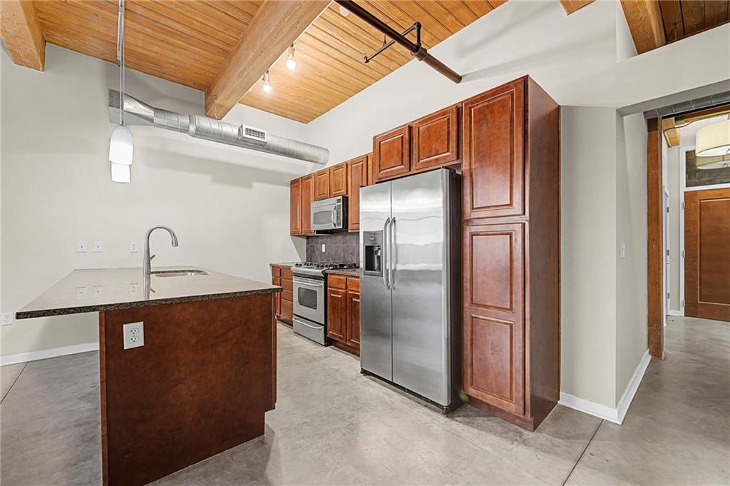 712 Broadway Boulevard Property Photo 20