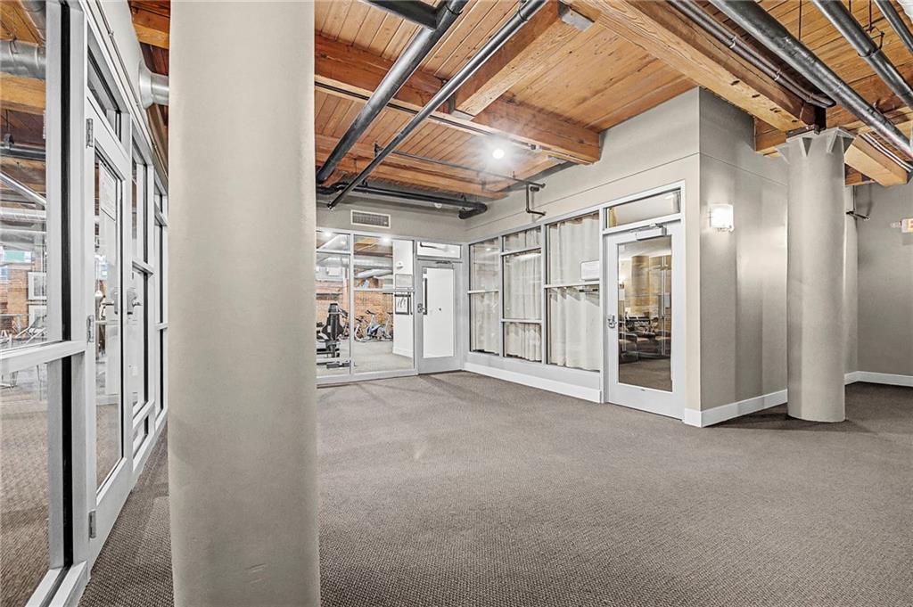 712 Broadway Boulevard Property Photo 33