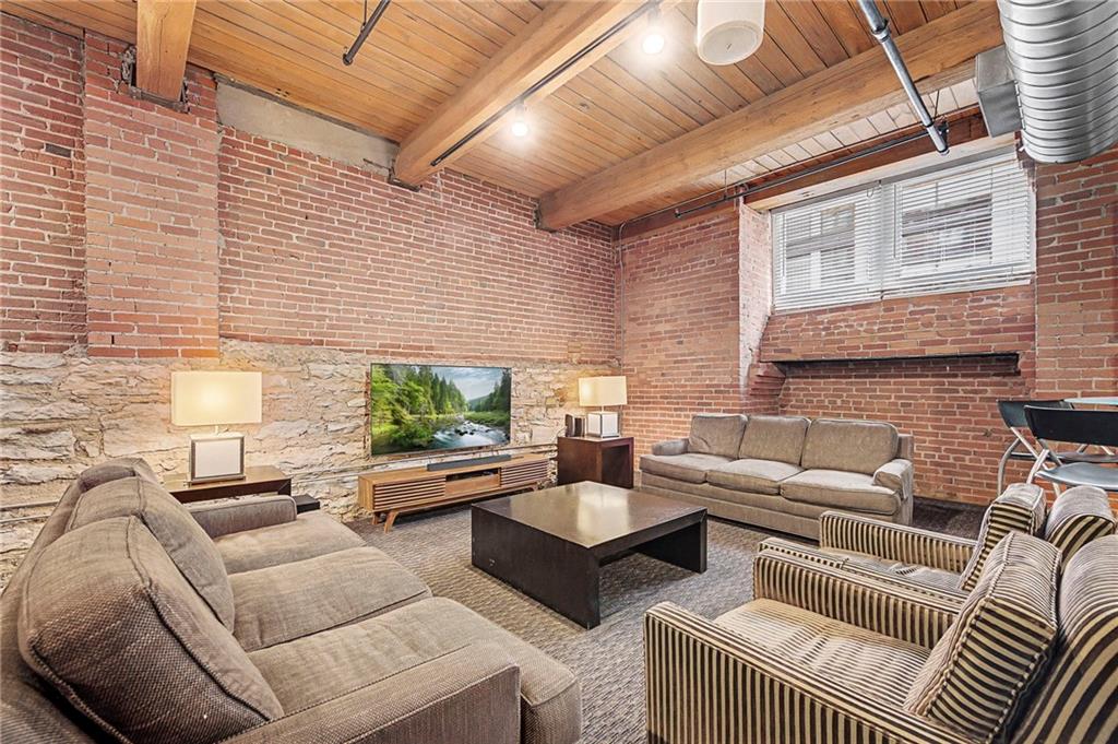 712 Broadway Boulevard Property Photo 36
