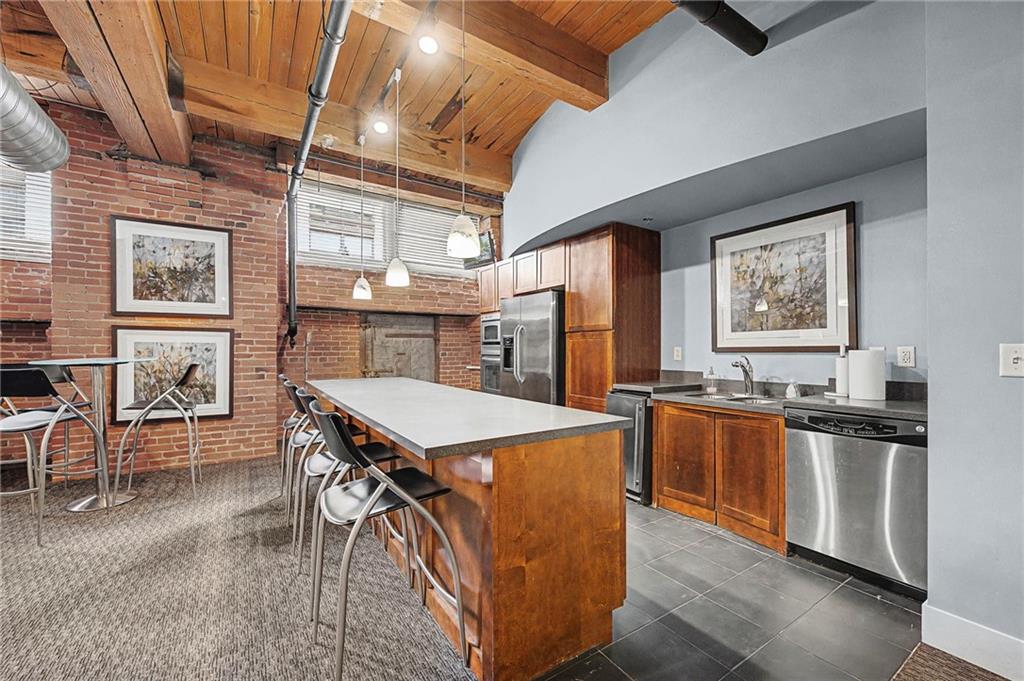 712 Broadway Boulevard Property Photo 38
