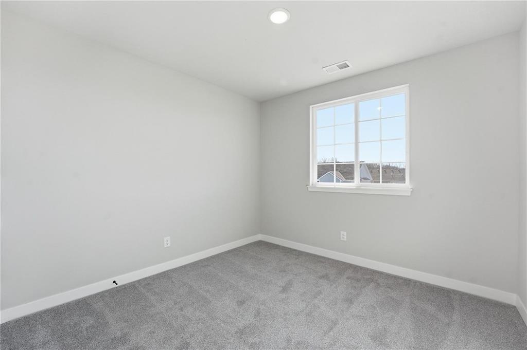 20529 Newcastle Street Property Photo 24