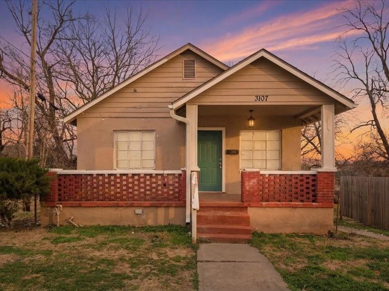3107 Elmwood Avenue Property Photo 1
