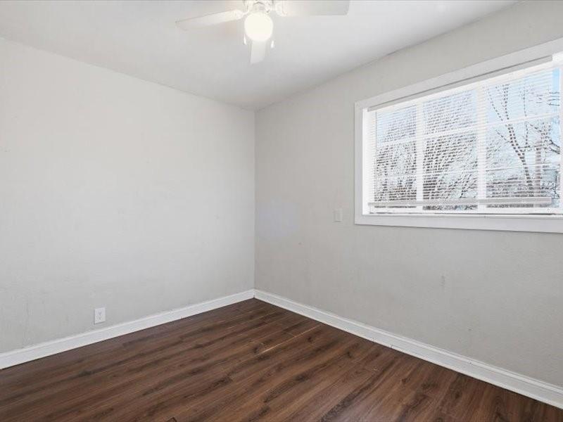 3107 Elmwood Avenue Property Photo 16