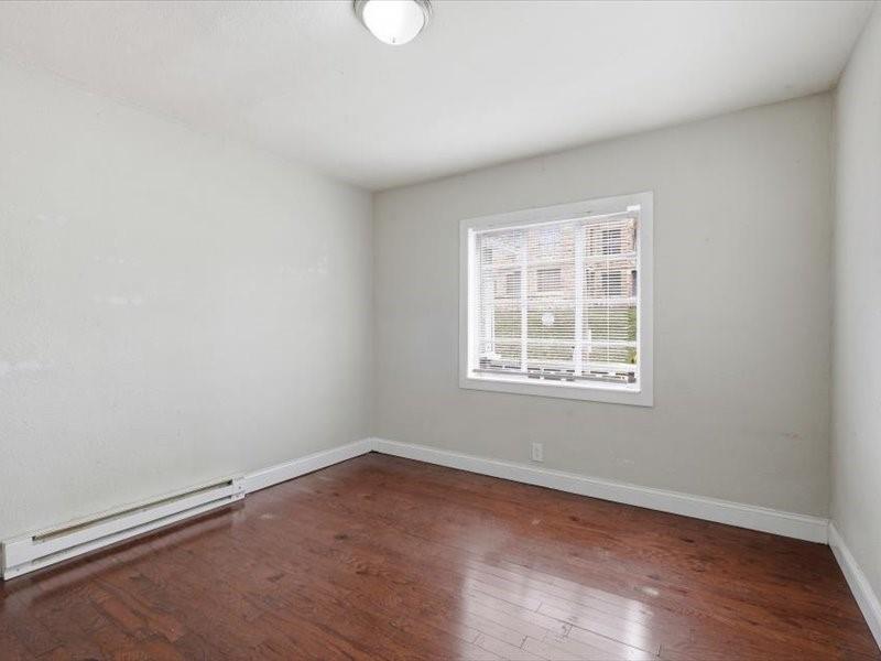 3107 Elmwood Avenue Property Photo 18